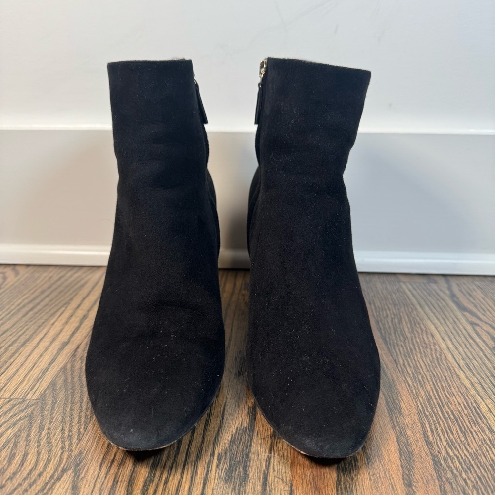Salvatore Ferragamo Shirin black suede ankle boots size 10 - Picture 3 of 8